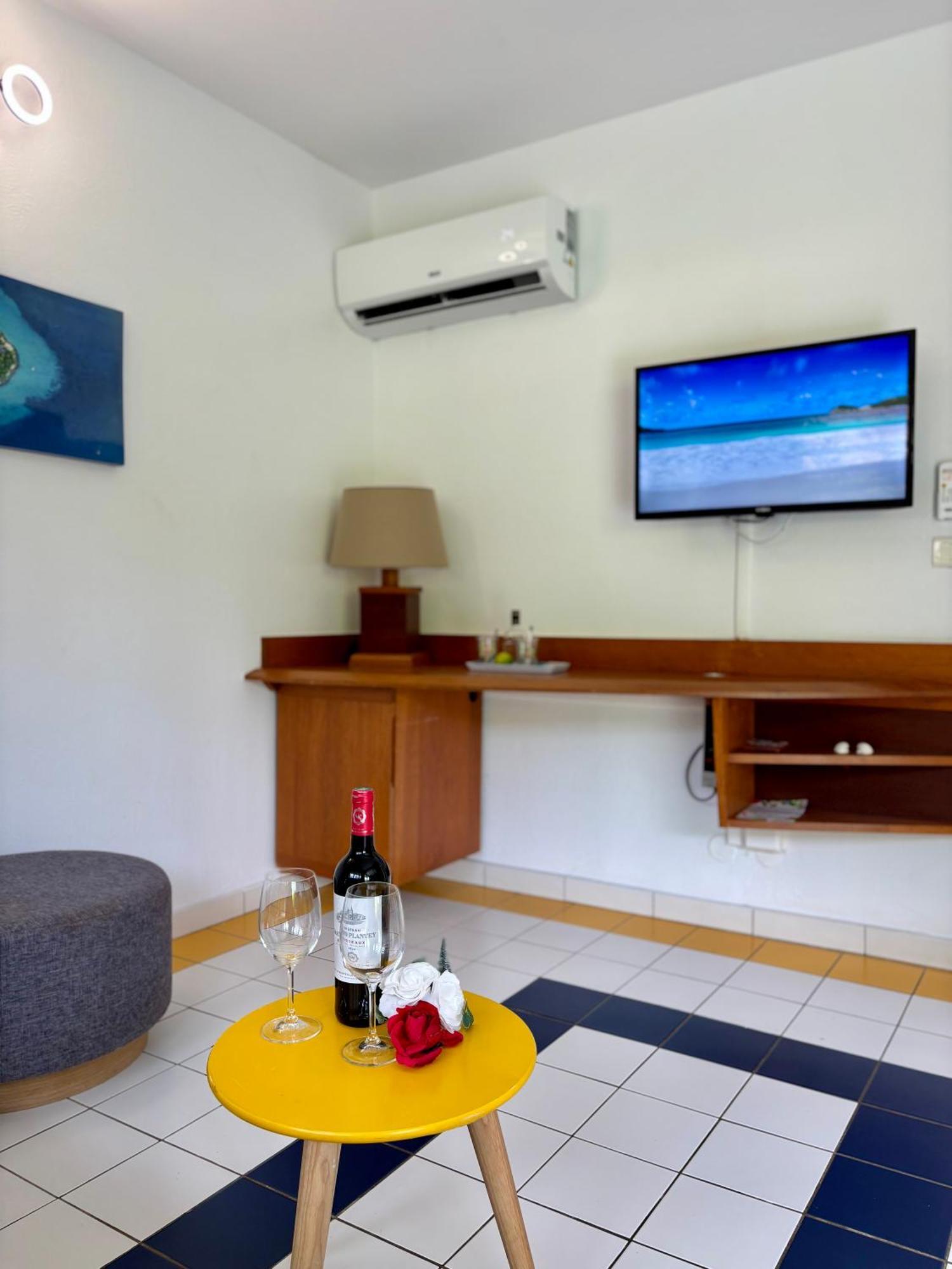 L Oralya - Blue Dream, Plage, Piscine, Restaurant Grand-Bourg (Marie Galante) 外观 照片